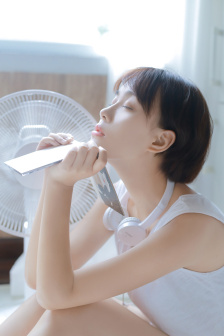 鲁保罗变装皇后秀